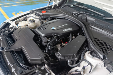 BMW Battery, Alternator & Charging System Experts | 10 Degrees Automotive